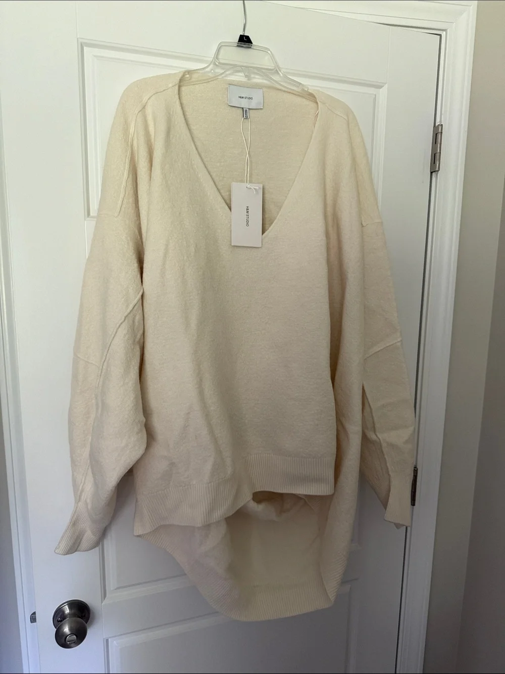 H&M Cream V-Neck Oversized Sweater